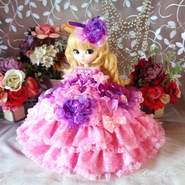 ベルサイユの薔薇 ロマンティックプリンセスの可憐なピンクボリュームドールドレス